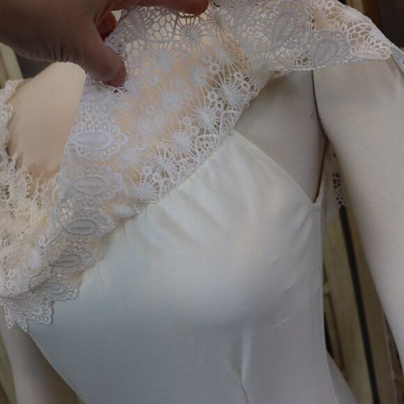 Revolve WYLDR Mailey White Lace Bodycon Sheath Dress Size S - Picture 8 of 15